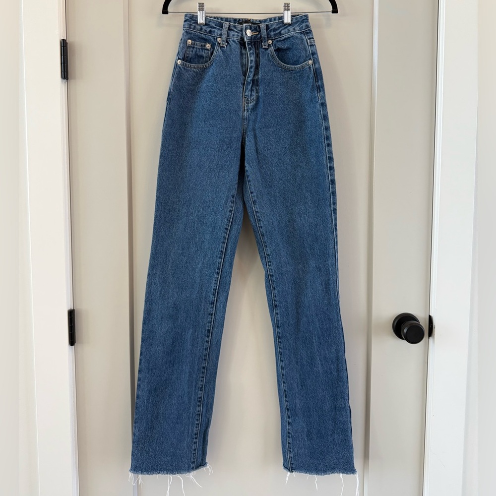 White Fox Women’s Mid Dark Denim Jeans 100% Cotton Designed in Australia Size XS